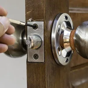 Central Lock Key Store Stuart, FL 772-285-1439 Central Lock Key Store Stuart, FL 772-285-1439 - res-04